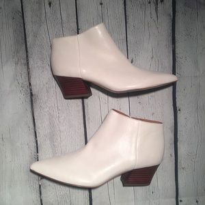 sarto lowe bootie